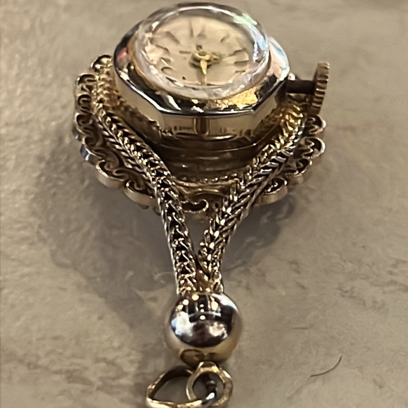 𝐕𝐓𝐆 𝐂𝐀𝐑𝐕𝐄𝐃 𝐂𝐀𝐌𝐄𝐎 𝐓𝐖𝐎 𝐒𝐈𝐃𝐄𝐃 𝐖𝐀𝐓𝐂𝐇 𝐏𝐄𝐍𝐃𝐀𝐍𝐓 - Picture 11 of 14